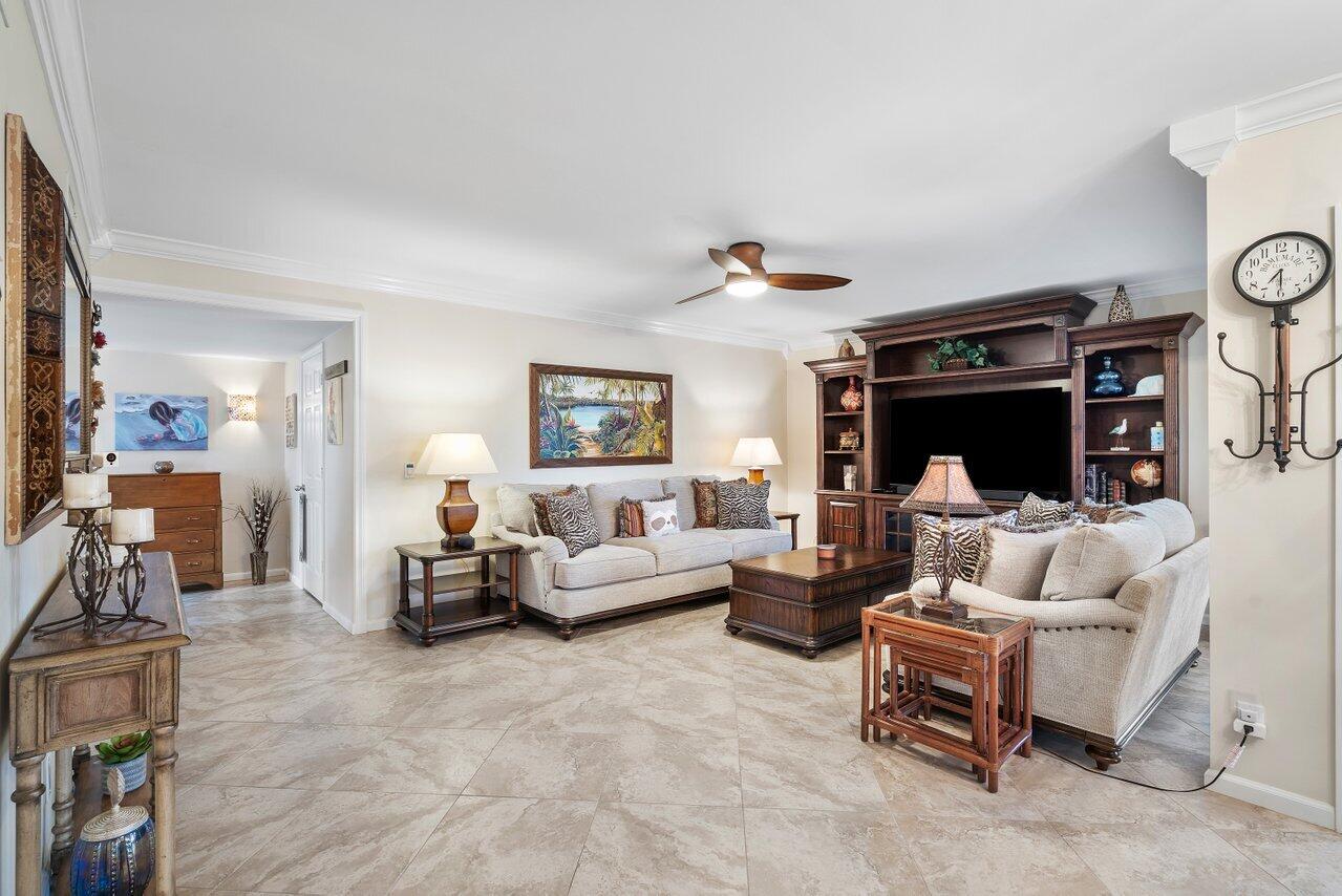16647 Traders Crossing North, Unit 127 Jupiter, FL 33477 - Photo 7 of 51 014-16647TradersCrossingNorth-Jupiter-FL