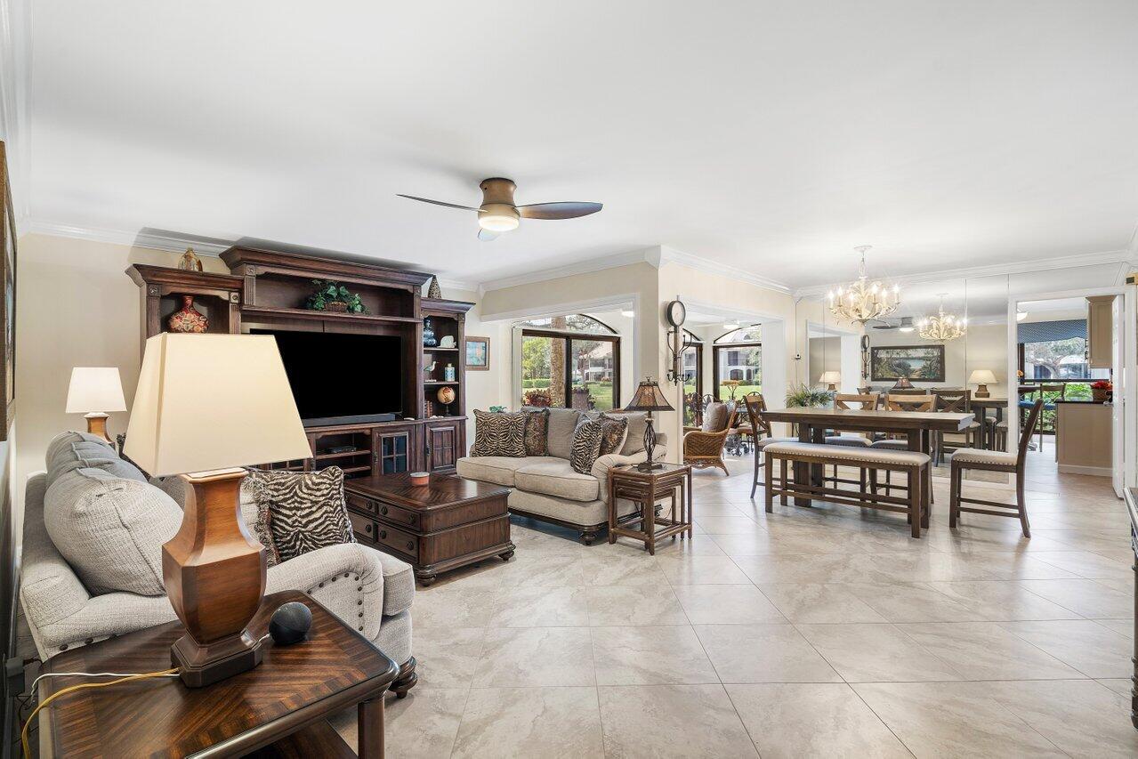 16647 Traders Crossing North, Unit 127 Jupiter, FL 33477 - Photo 8 of 51 015-16647TradersCrossingNorth-Jupiter-FL