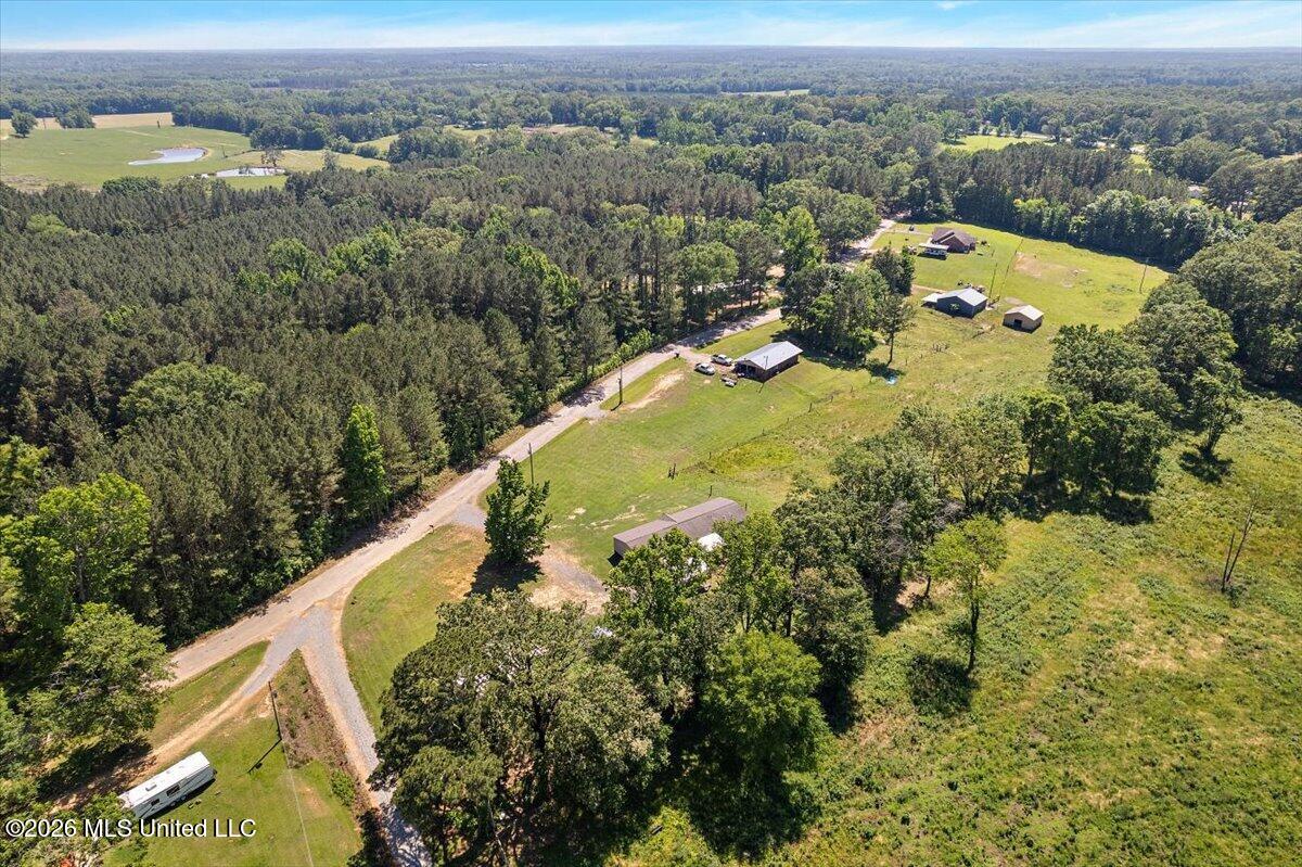 325 Crowder Creek Road Carthage, MS 39051 - Photo 30 of 31 31-IDJI_0242