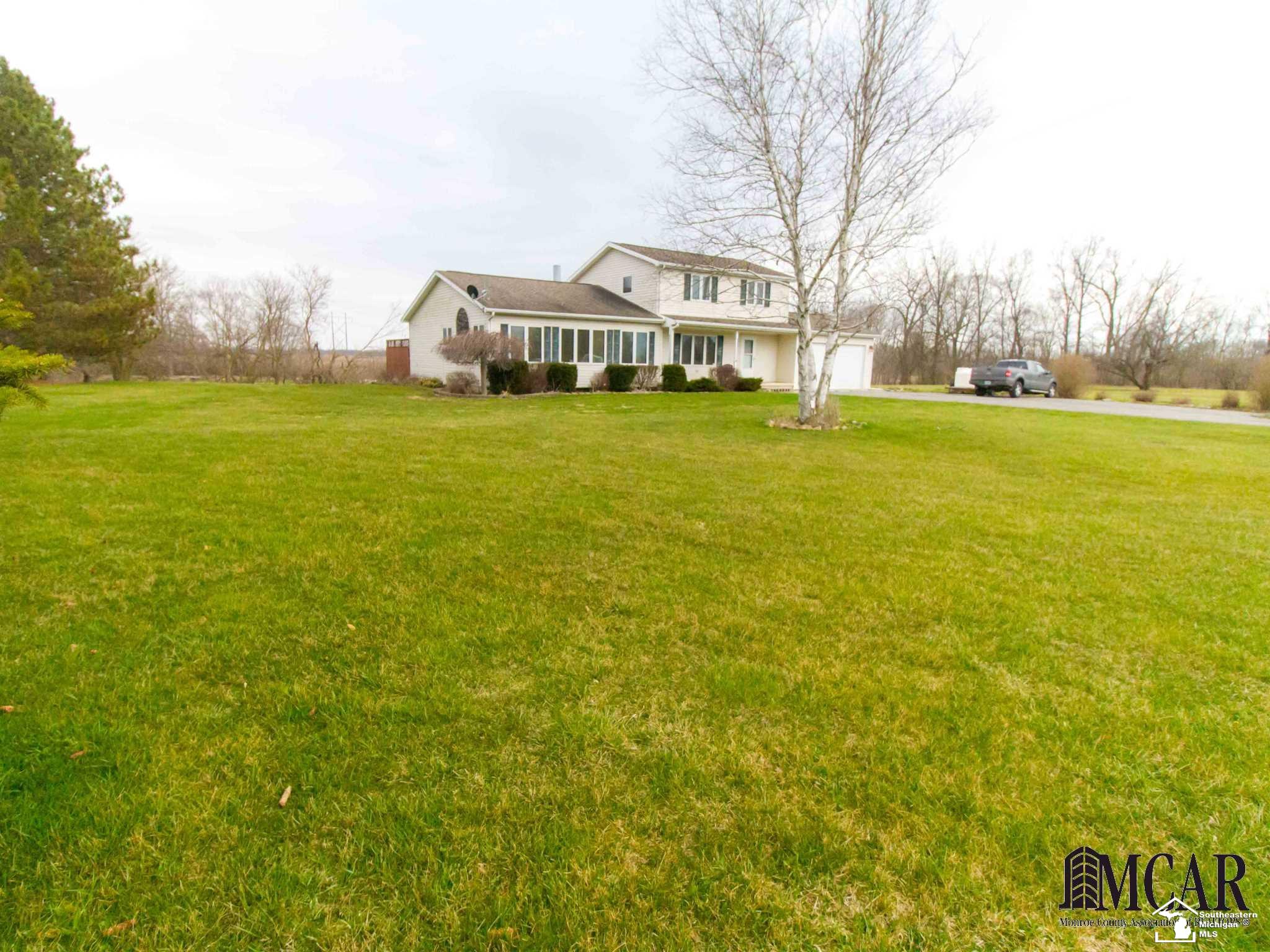 13533 Stowell Road Dundee, MI 48131 - Photo 4 of 34