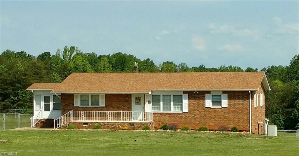 805 Hillview Road Reidsville, NC 27320 - Photo 1 of 26 Gallery Image 1