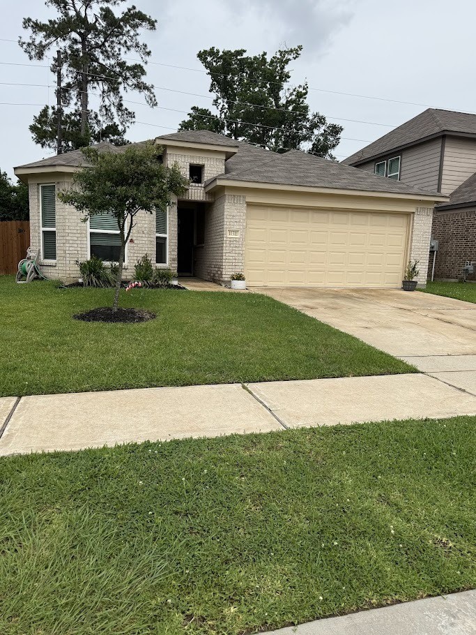 11311 Cascading Stream Way Houston, TX 77044 - Photo 2 of 16