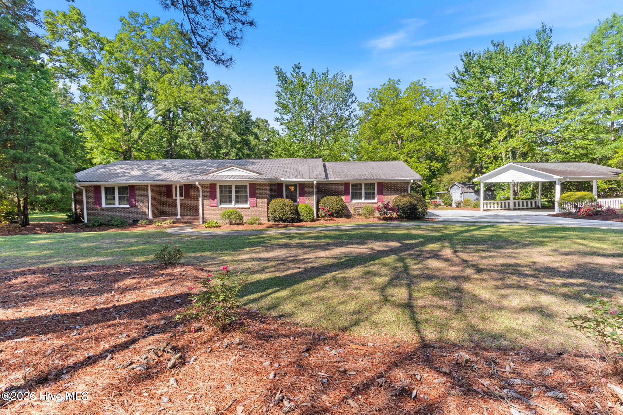 2022 Airport Road Elizabethtown, NC 28337 - Photo 27 of 47 Front Home View