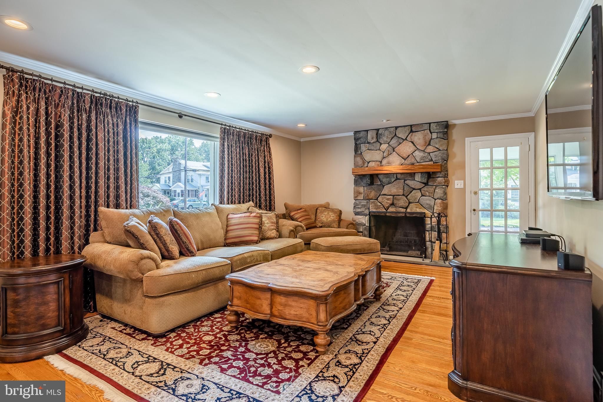 26 Mill Road Havertown, PA 19083 - Photo 6 of 45