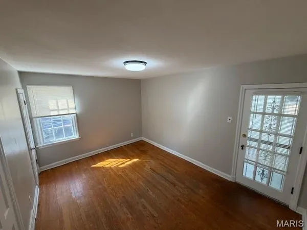 $1,550 | 6923 Florian Avenue, St. Louis, MO 63121
