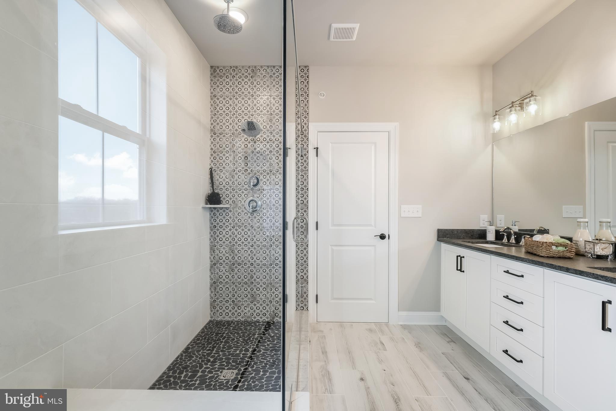 35 Ryans Mill Road Jamison, PA 18929 - Photo 30 of 49 Owner's Bathroom
