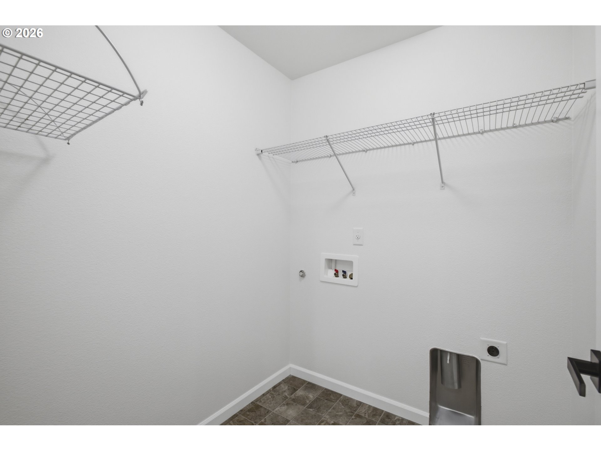 879 Southwest Windrose Terrace Beaverton, OR 97003 - Photo 13 of 31