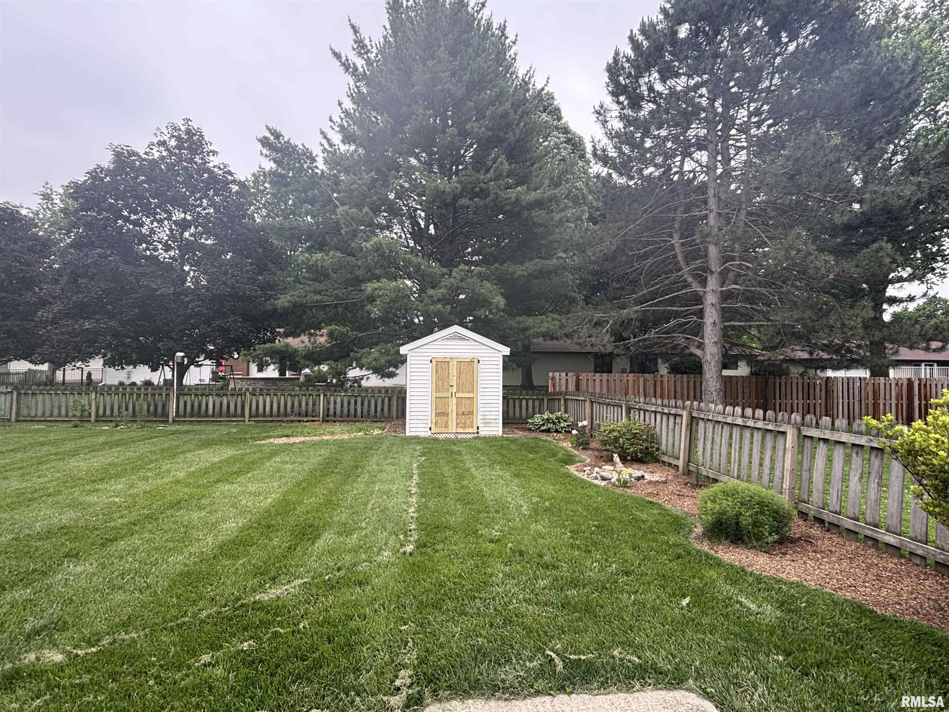 2524 Winfield Drive Springfield, IL 62704 - Photo 31 of 32