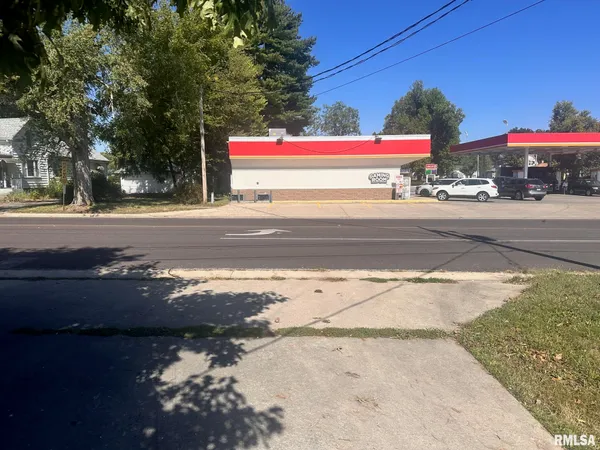 $105,000 | 1801 South Main Street, Jacksonville, IL 62650