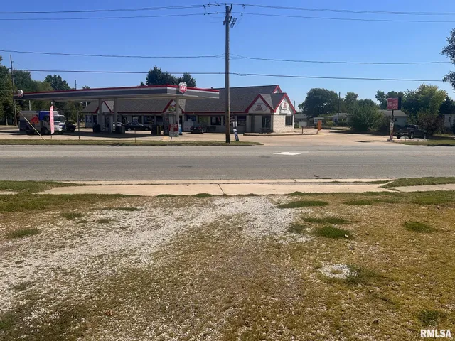 $105,000 | 1801 South Main Street, Jacksonville, IL 62650