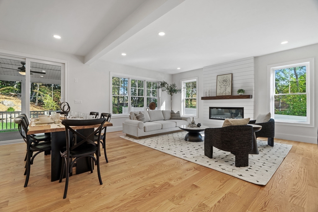 32 Garden Road Stoneham, MA 02180 - Photo 8 of 31 Gallery Image 8