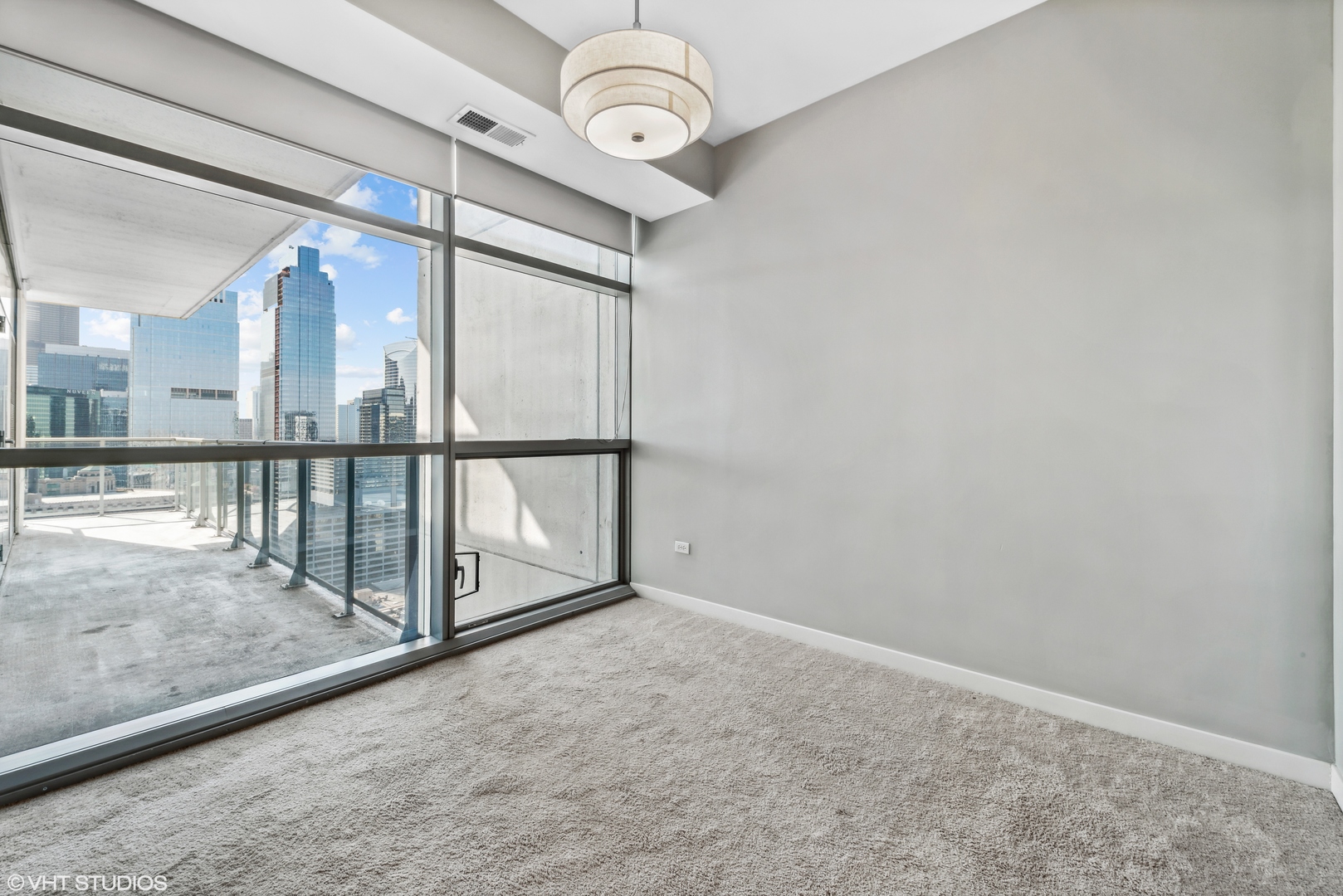 Undisclosed Address Chicago, IL 60654 - Photo 12 of 22 a view of a interior of the house