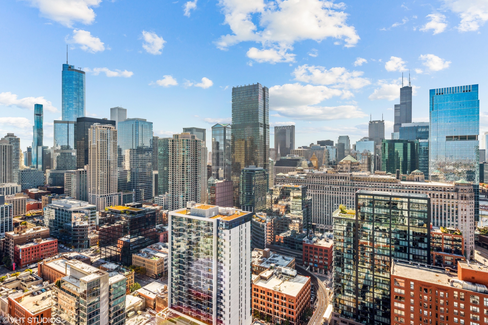 Undisclosed Address Chicago, IL 60654 - Photo 18 of 22 a city view
