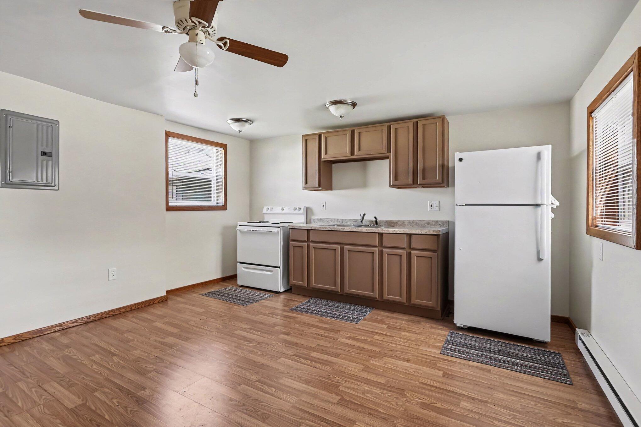 4737 Territorial Road Benton Harbor, MI 49022 - Photo 14 of 39 007_file_3458