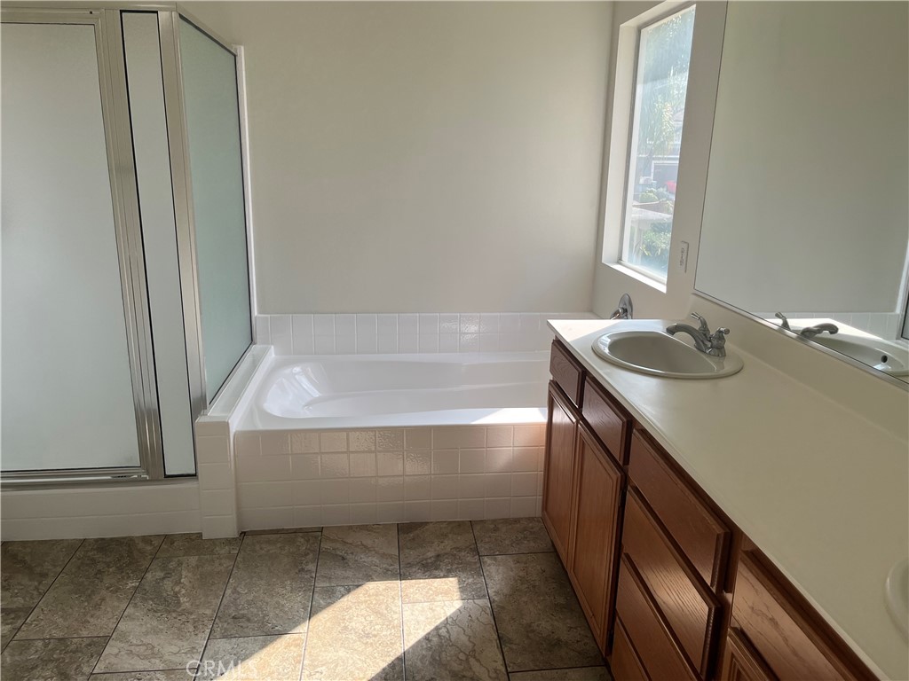 19689 Allenhurst Street Riverside, CA 92508 - Photo 5 of 6