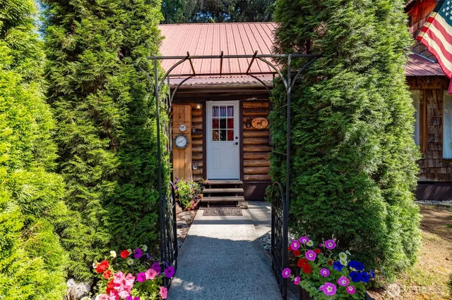 $595,000 | 44682 Concrete Sauk Valley Road, Concrete, WA 98237