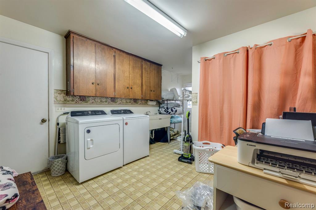 4050 Devonshire Road Fort Gratiot, MI 48059 - Photo 12 of 27