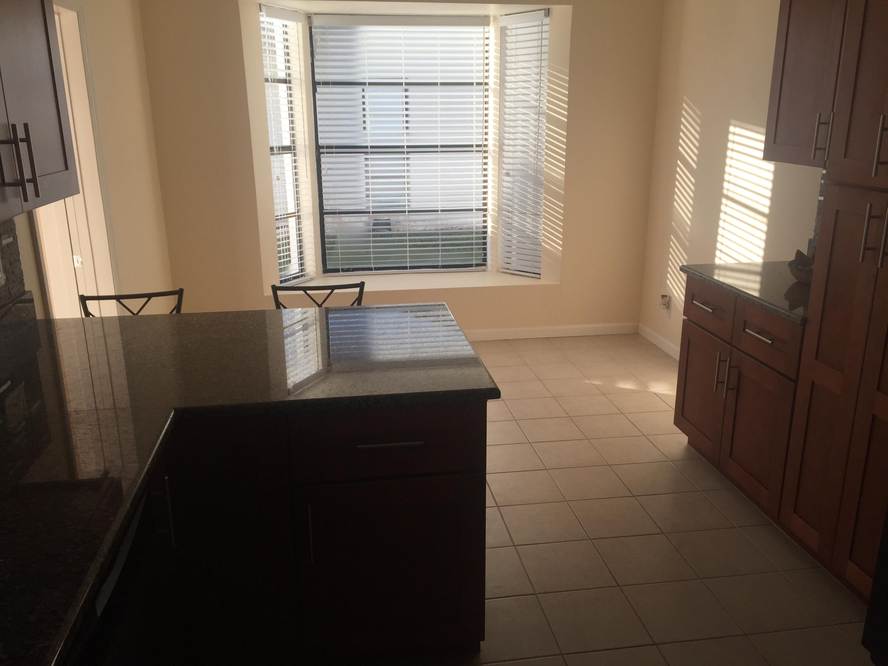 19552 Sedgefield Terrace Boca Raton, FL 33498 - Photo 12 of 23 BREAKFAST AREA