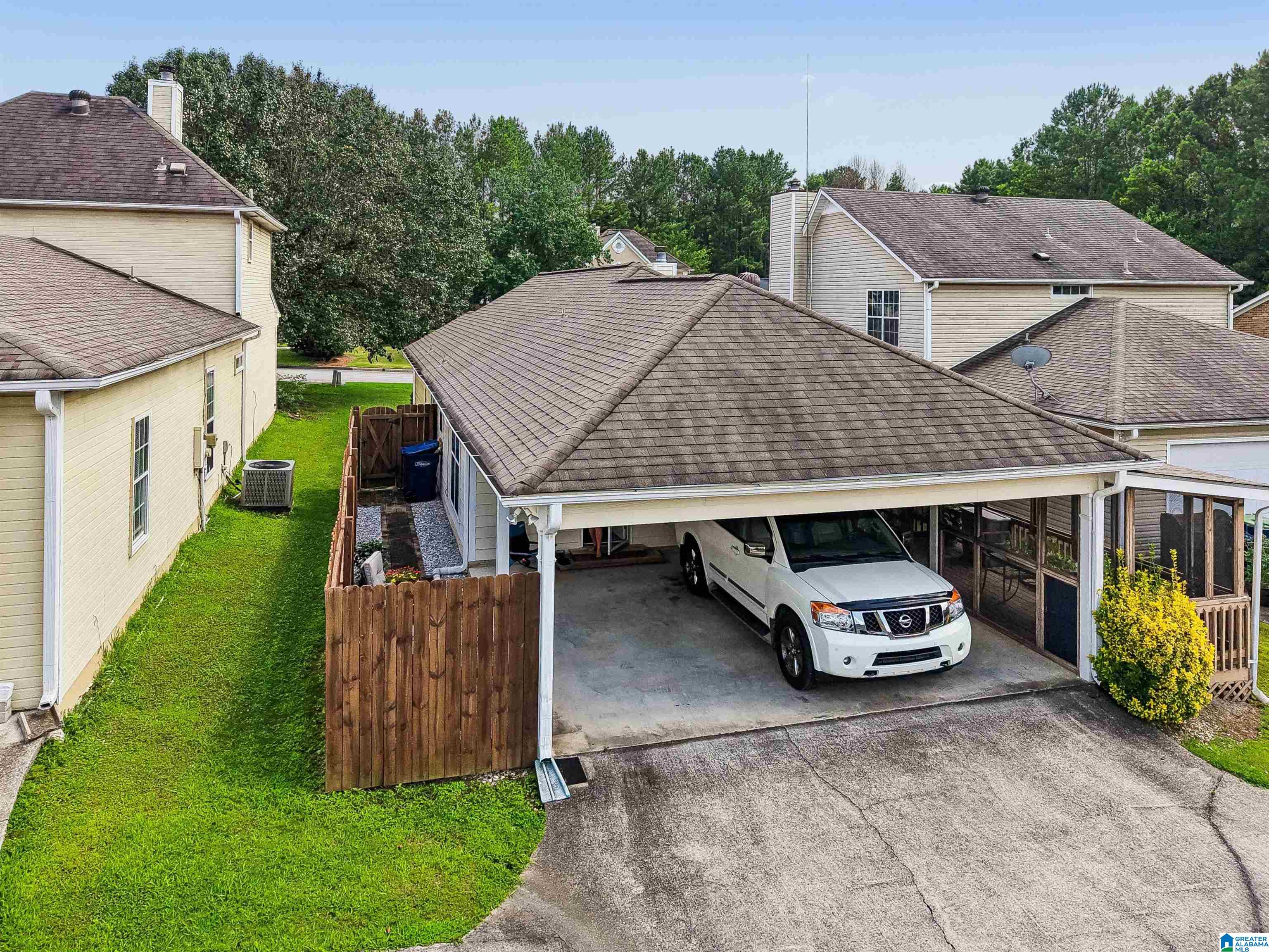 144 Warwick Circle Alabaster, AL 35007 - Photo 6 of 37