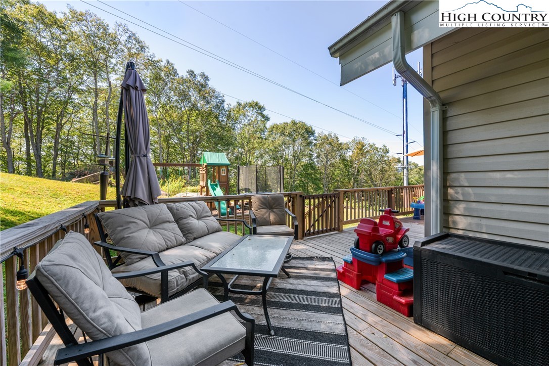 632 White Laurel Lane Boone, NC 28607 - Photo 3 of 46