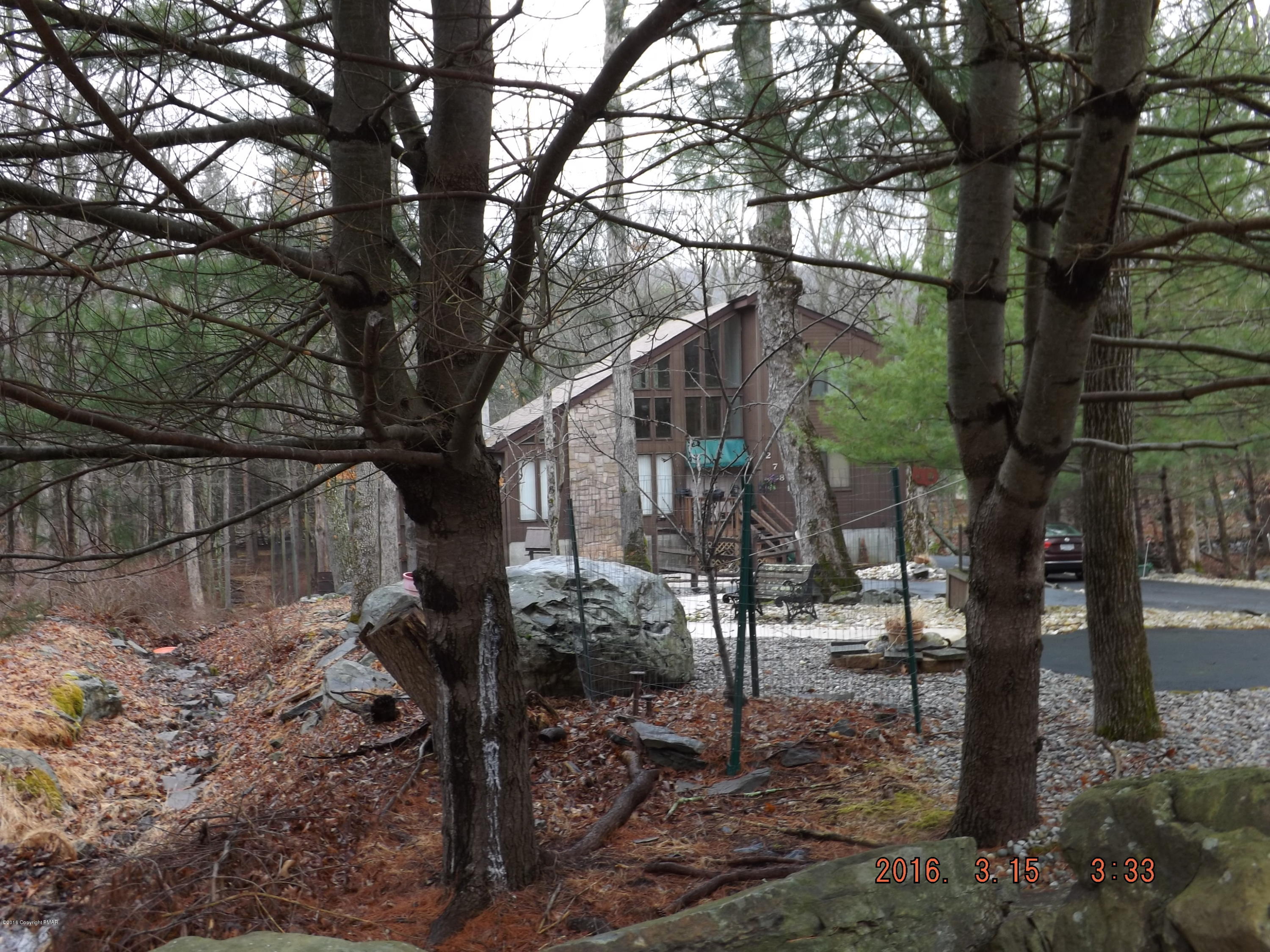 6432 Decker Road Bushkill, PA 18324 - Photo 3 of 50 DSCF5881