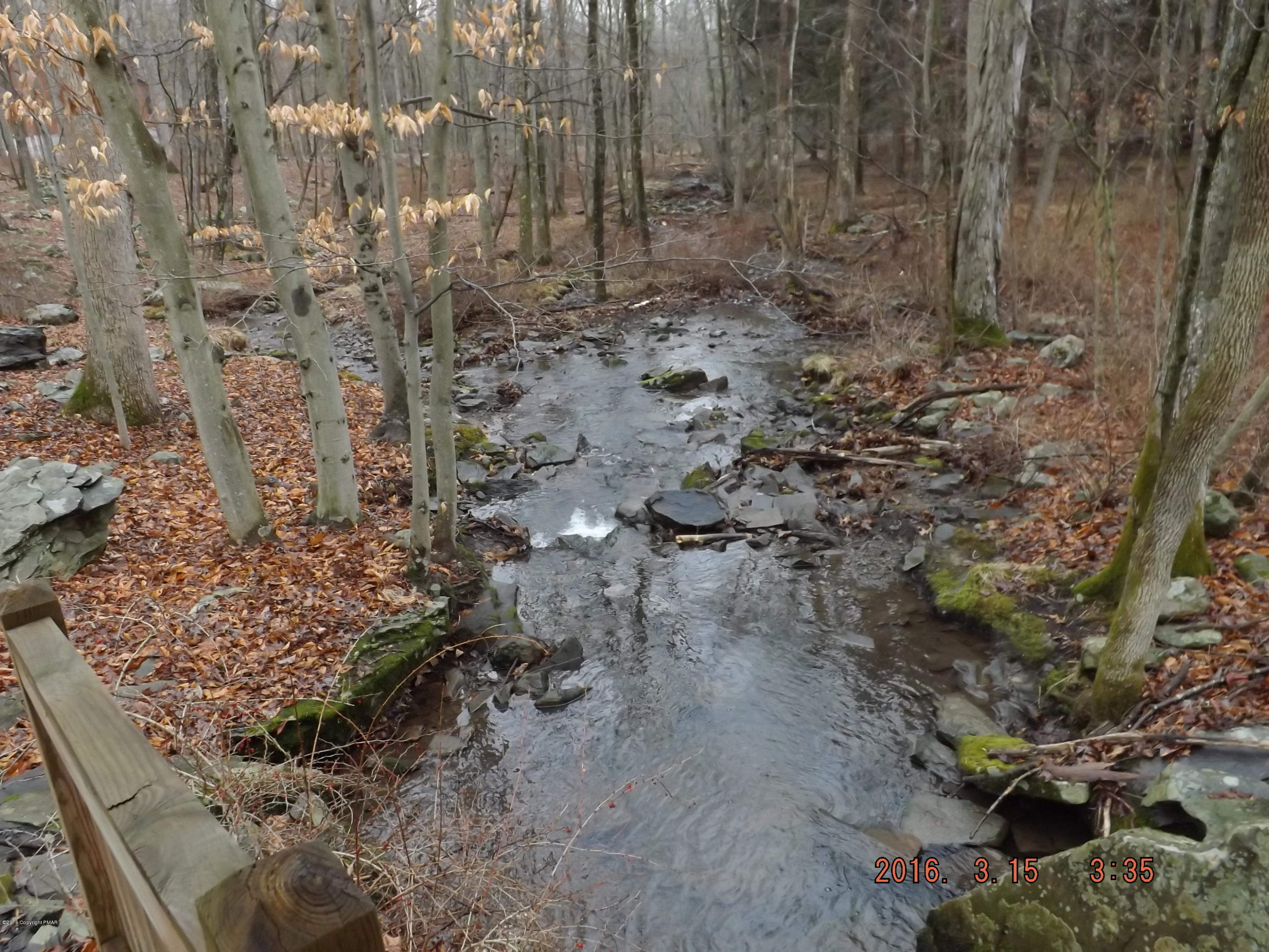 6432 Decker Road Bushkill, PA 18324 - Photo 10 of 50 DSCF5888