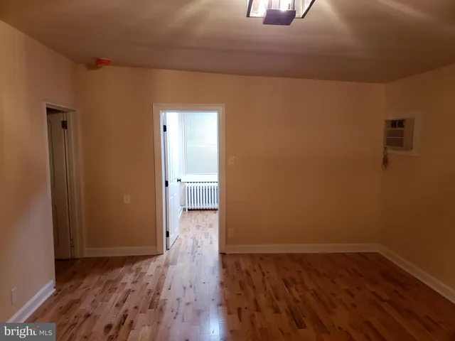 $1,950 | 107 East Oakland Avenue, Unit B, Doylestown, PA 18901