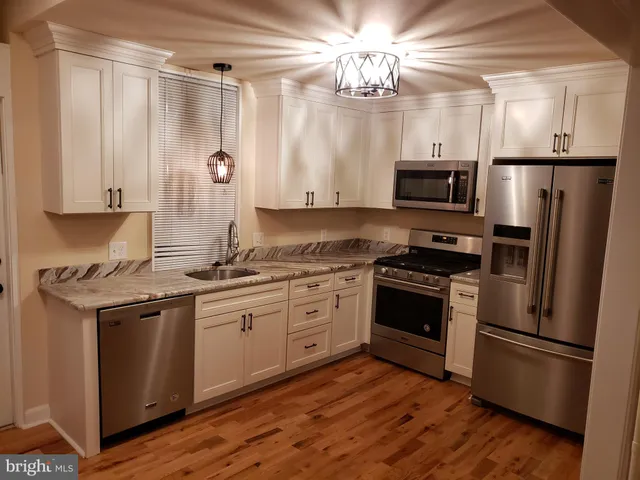 $1,950 | 107 East Oakland Avenue, Unit B, Doylestown, PA 18901