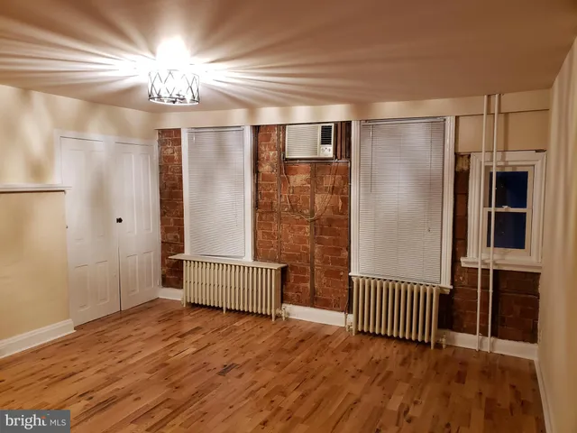 $1,950 | 107 East Oakland Avenue, Unit B, Doylestown, PA 18901