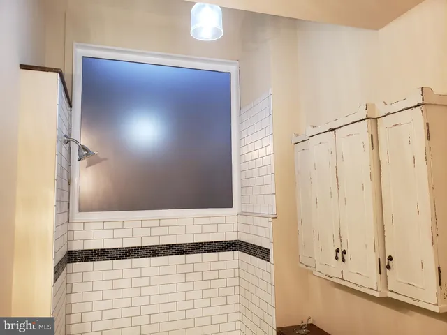 $1,950 | 107 East Oakland Avenue, Unit B, Doylestown, PA 18901