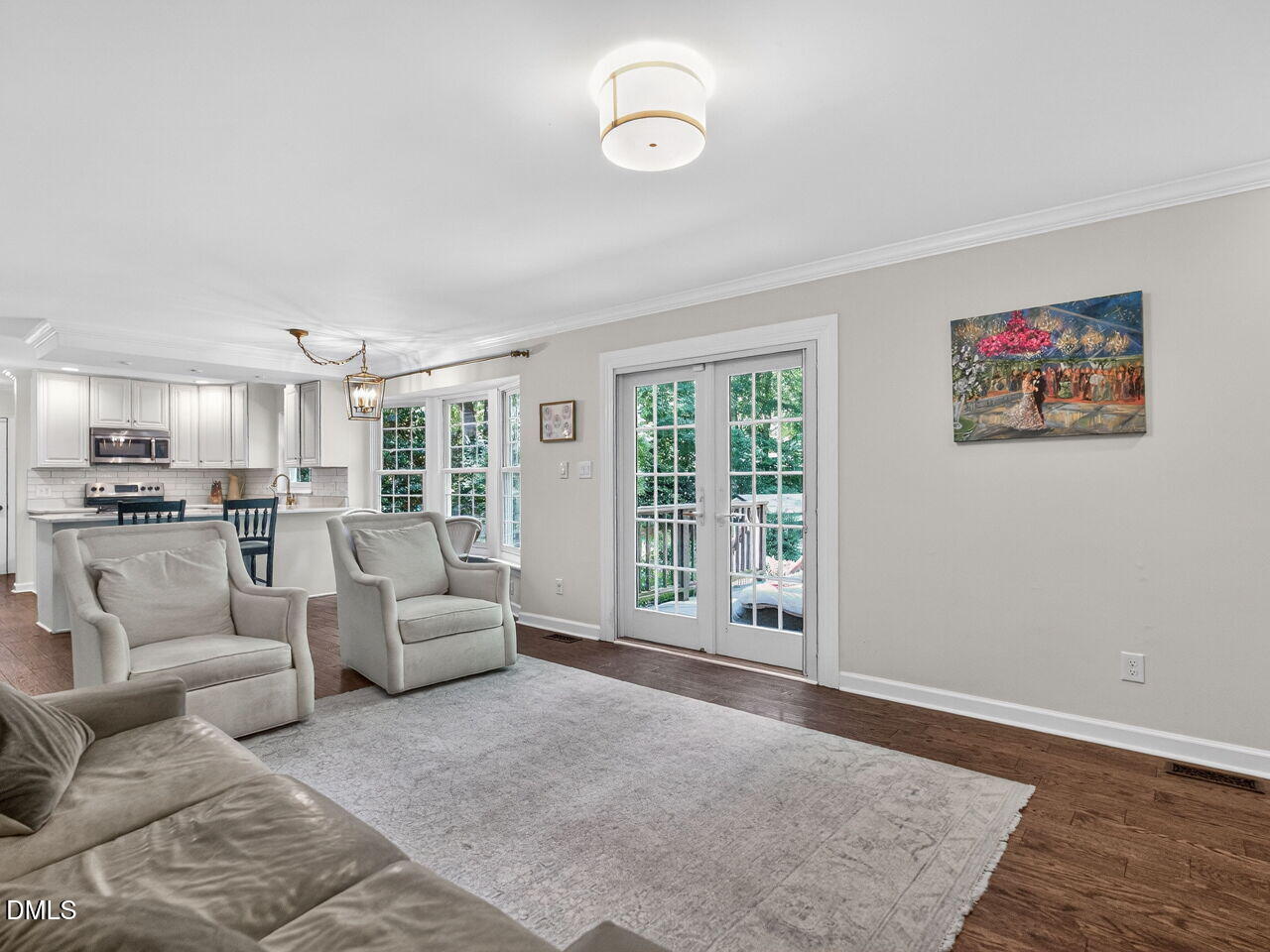 4517 Wingate Drive Raleigh, NC 27609 - Photo 13 of 30 014-1280x960-family-room