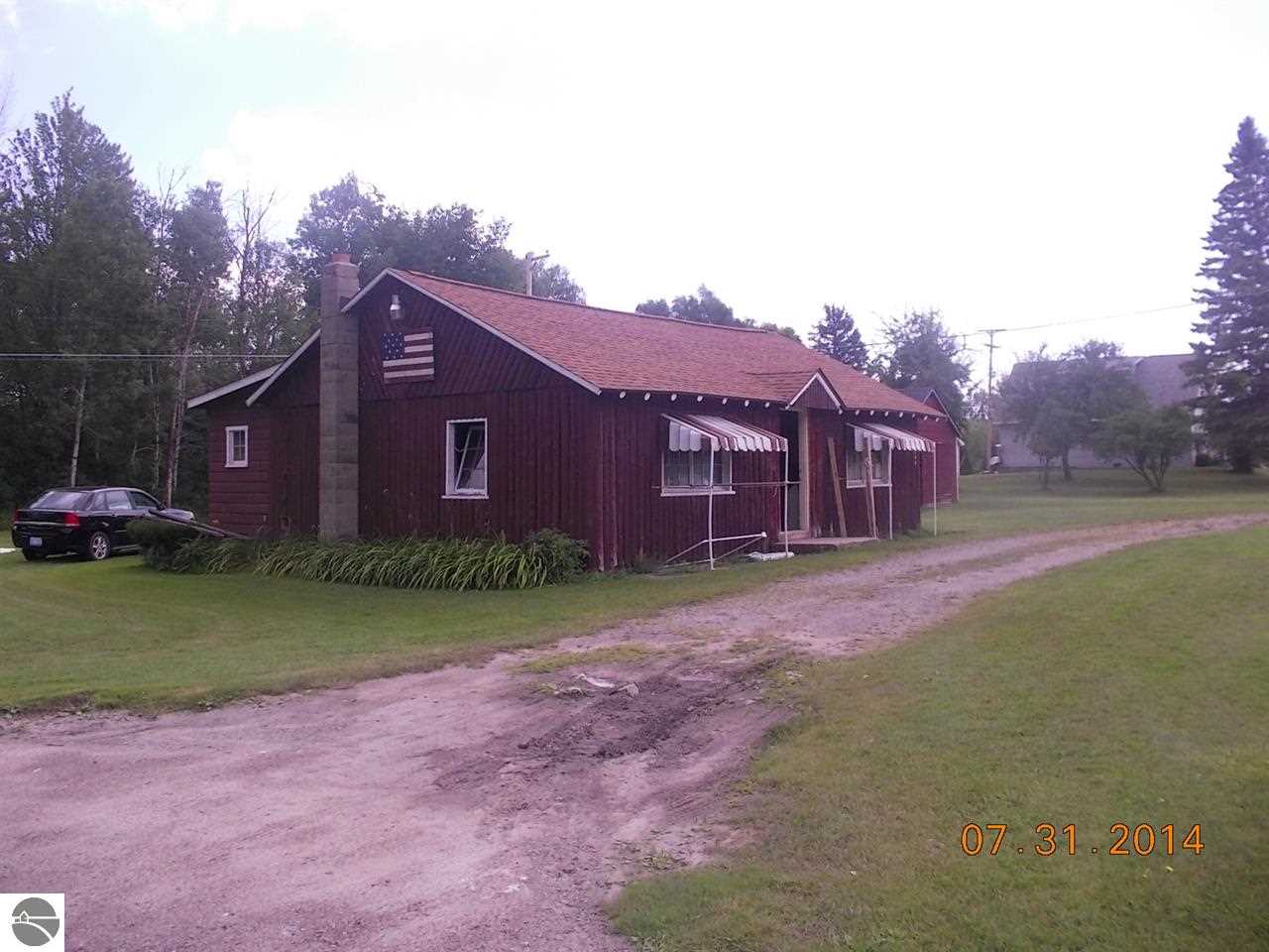 5883 South Huron Road Pinconning, MI 48650 - Photo 16 of 17 1809337-15.JPG