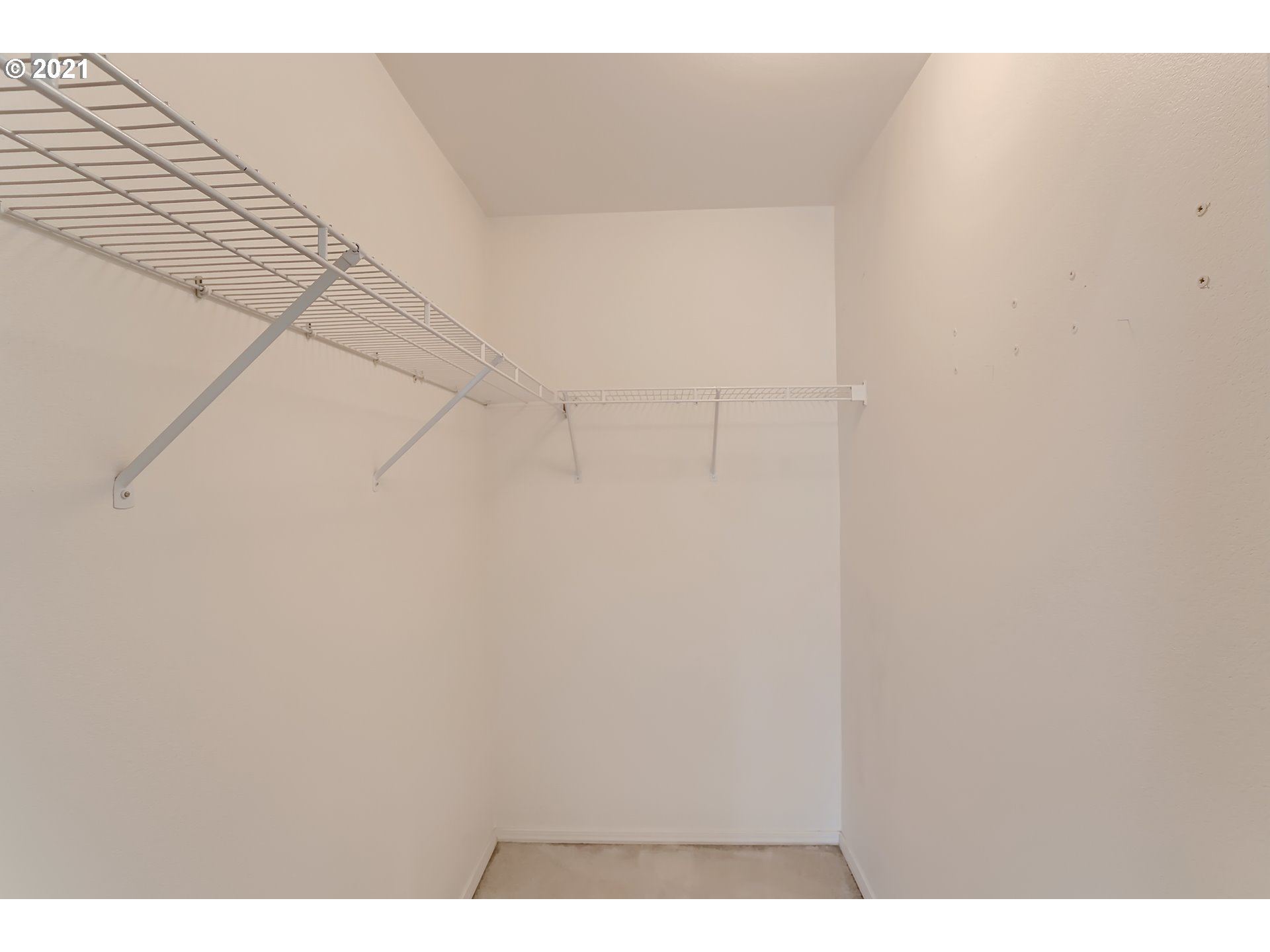 14130 Southwest Barrows Road, Unit 4 Tigard, OR 97223 - Photo 20 of 32 Gallery Image 20