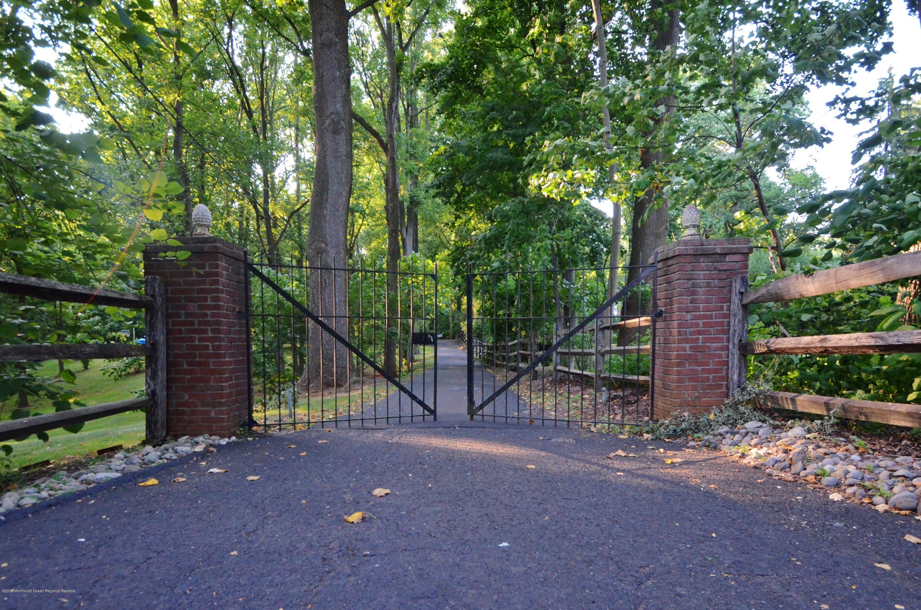 245 Red Hill Road Middletown, NJ 07748 - Photo 1 of 37 DSC_9742