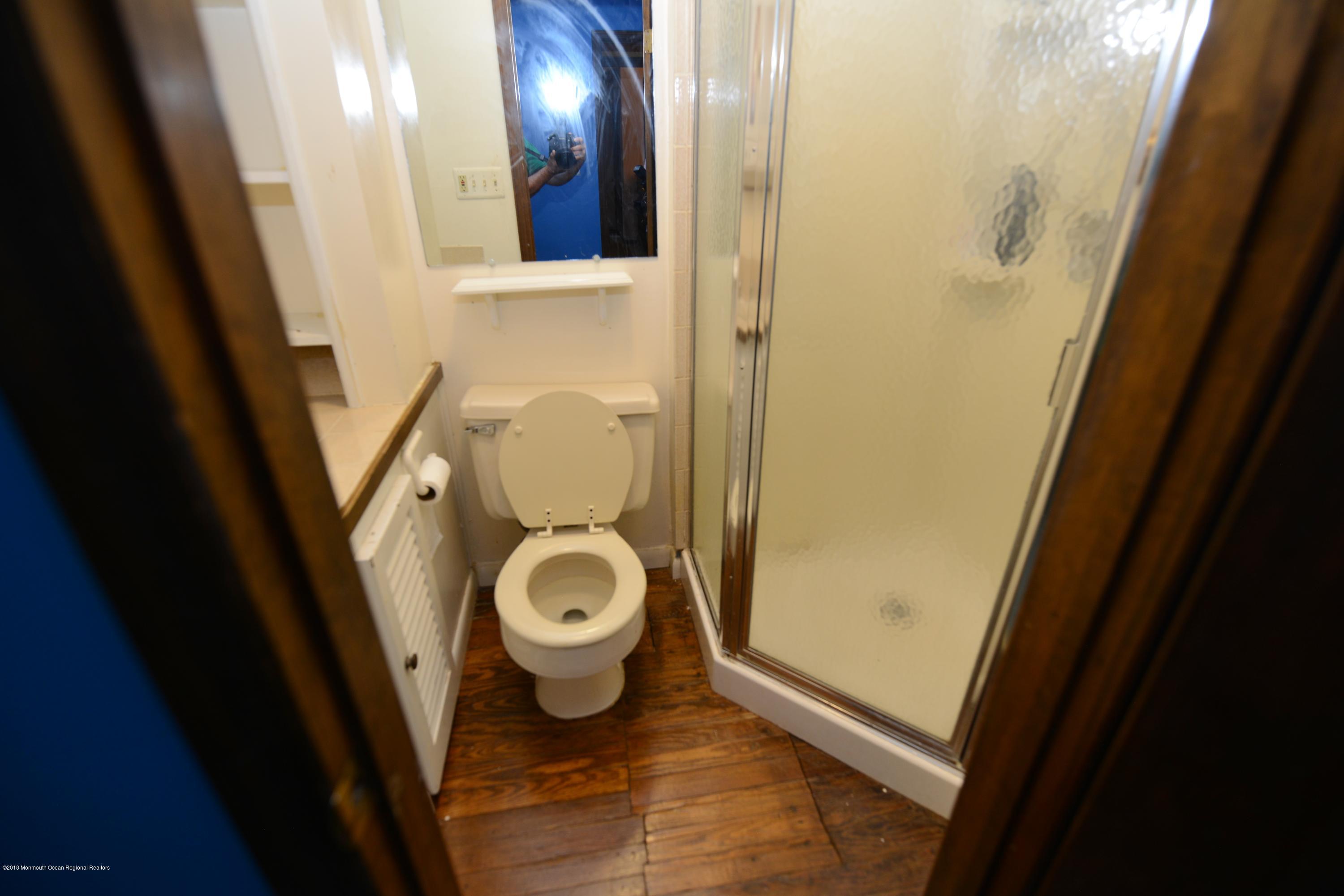 245 Red Hill Road Middletown, NJ 07748 - Photo 31 of 37 DSC_9704