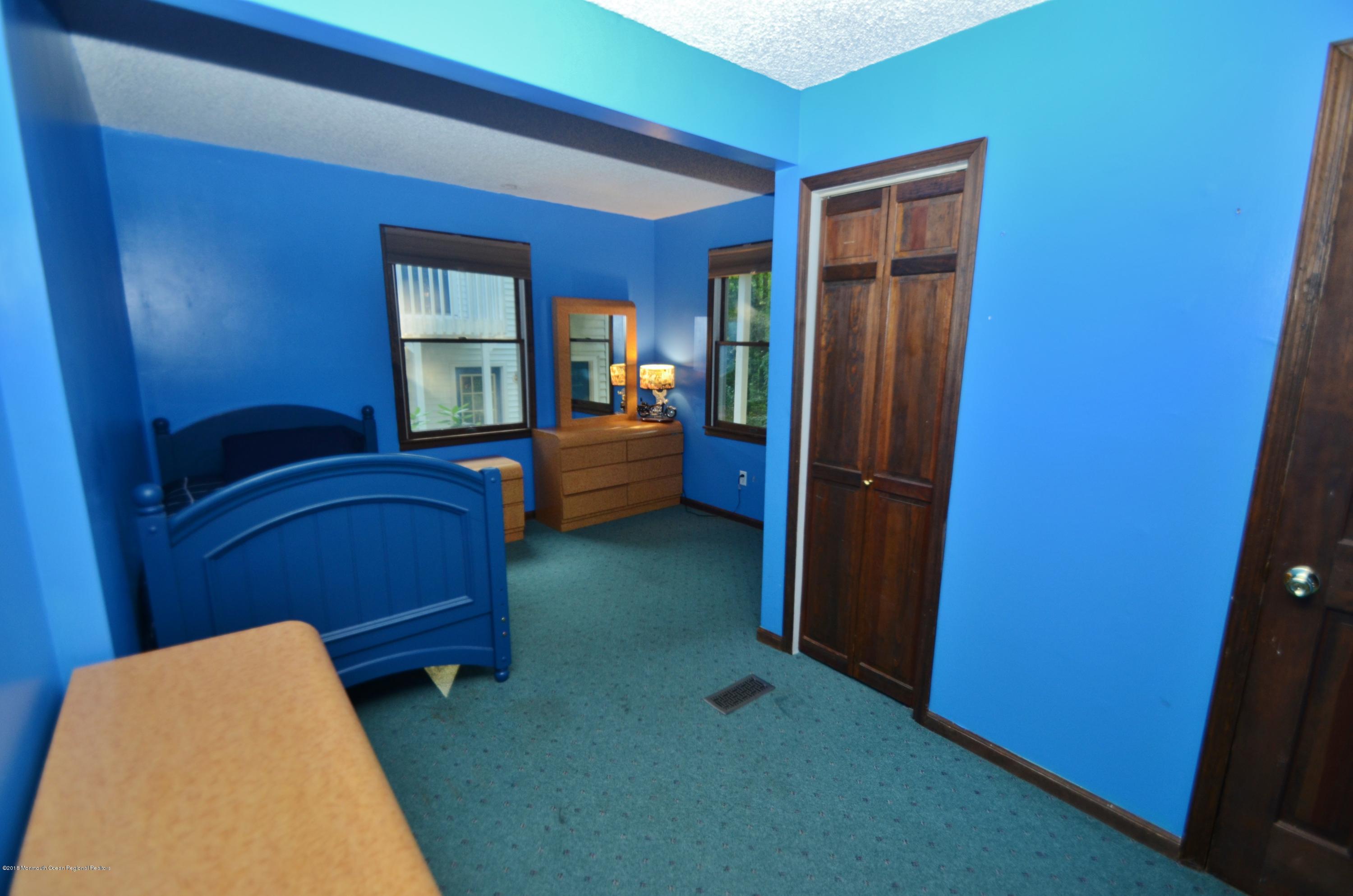 245 Red Hill Road Middletown, NJ 07748 - Photo 34 of 37 DSC_9719
