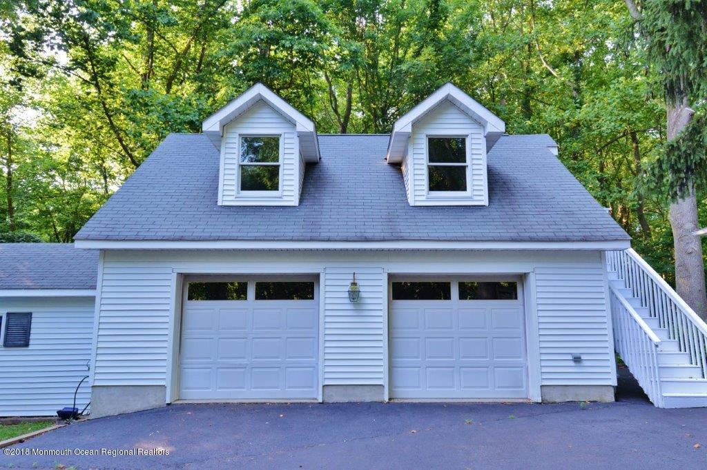 245 Red Hill Road Middletown, NJ 07748 - Photo 8 of 37 DSC_9667