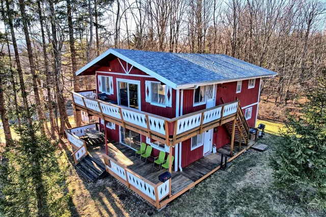 $399,900 | 31 Showers Road, Hunter, NY 12485