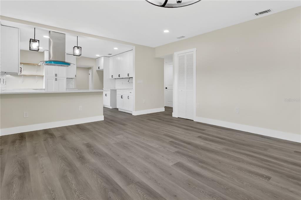 2612 Roxbury Road Winter Park, FL 32789 - Photo 4 of 30