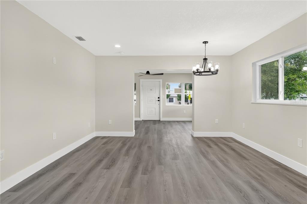 2612 Roxbury Road Winter Park, FL 32789 - Photo 7 of 30