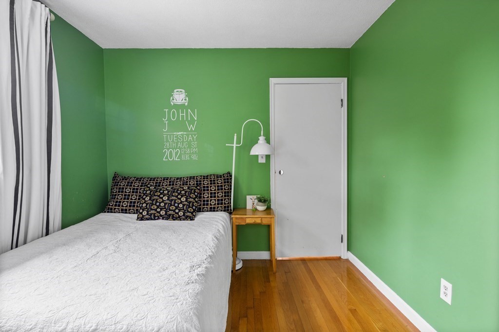 10 Hillcrest Road Wakefield, MA 01880 - Photo 25 of 42 Gallery Image 25