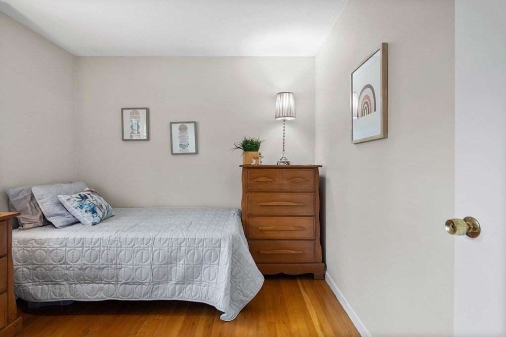 10 Hillcrest Road Wakefield, MA 01880 - Photo 26 of 42 Gallery Image 26