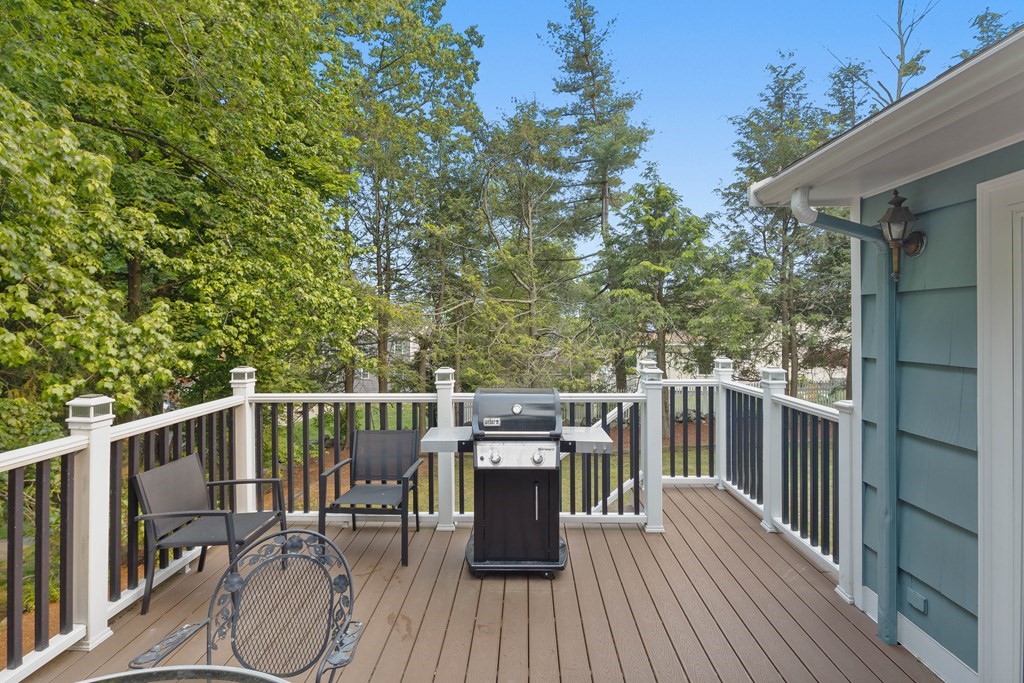 10 Hillcrest Road Wakefield, MA 01880 - Photo 38 of 42 Gallery Image 38