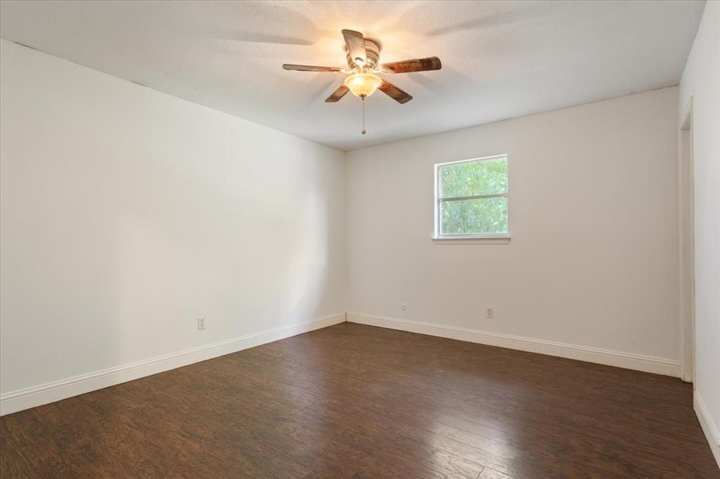 901 South Old Temple Road Lorena, TX 76655 - Photo 20 of 35 Gallery Image 20