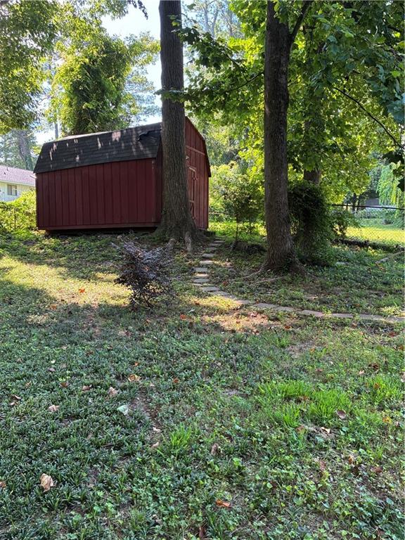 2465 Spring Drive Smyrna, GA 30080 - Photo 35 of 40