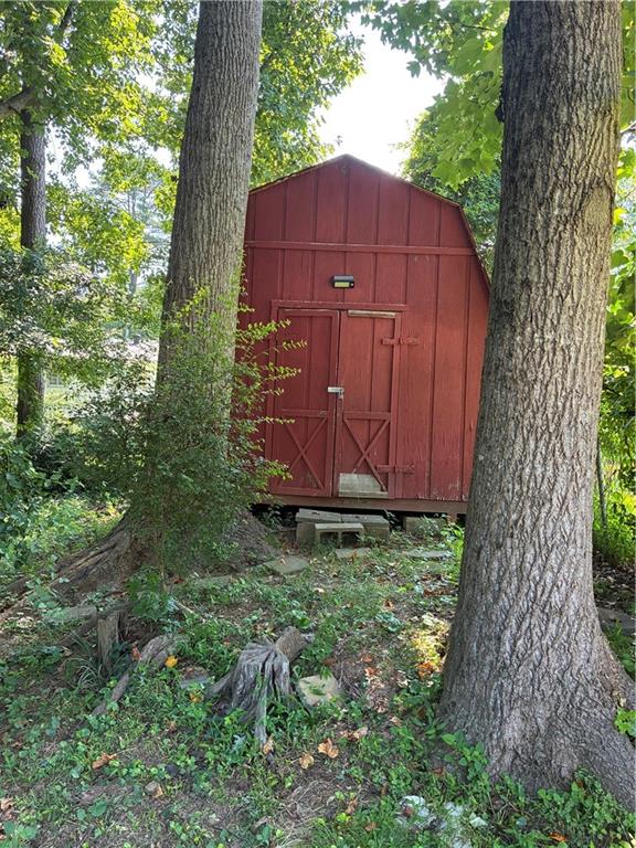 2465 Spring Drive Smyrna, GA 30080 - Photo 36 of 40