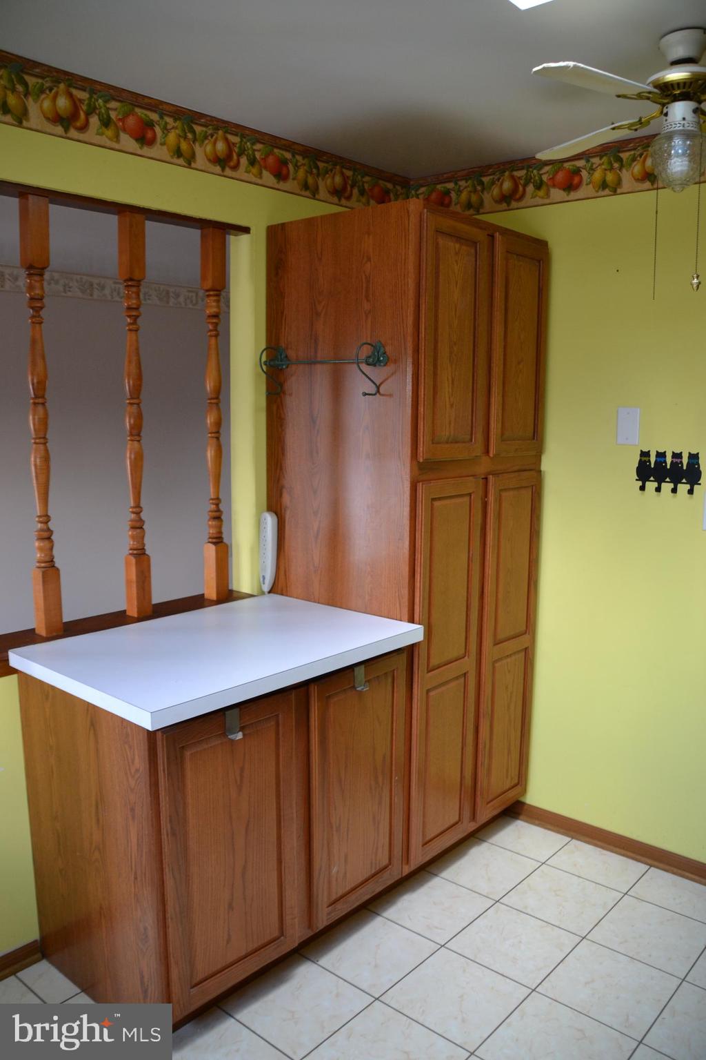 110 Robert Road Harrisburg, PA 17112 - Photo 5 of 23 Lots of counter space