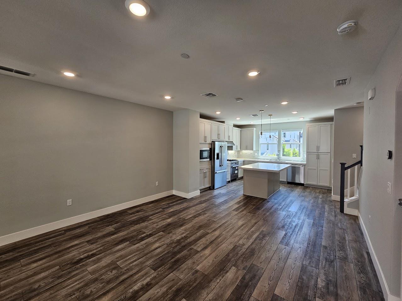 122 Ranch Lane Mountain View, CA 94040 - Photo 13 of 20