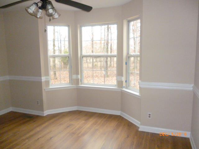 1225 Hortense Road Dickson, TN 37055 - Photo 9 of 14 Spacious dining area, good natural lighting