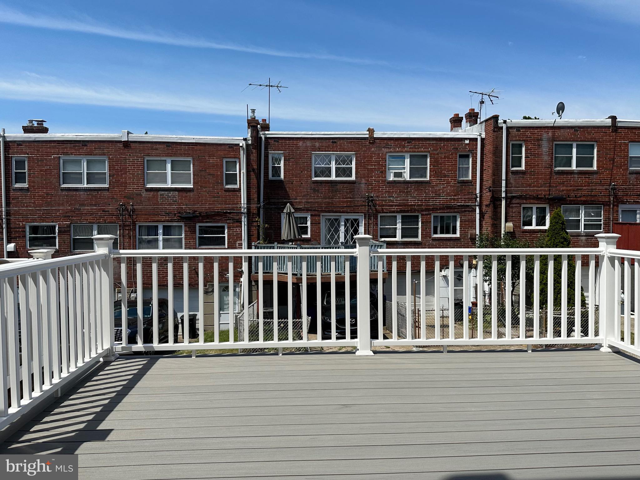 5444 Quentin Street Philadelphia, PA 19128 - Photo 11 of 22 Deck off of the dining room